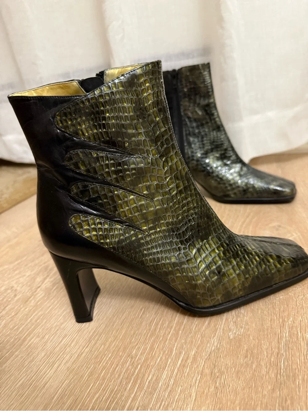 Bellini Green Croc-Embossed Leather Ankle Boots - Women's